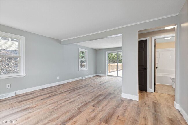 Foto del edificio - 4 br, 2.5 bath House - 10 Appleridge Street