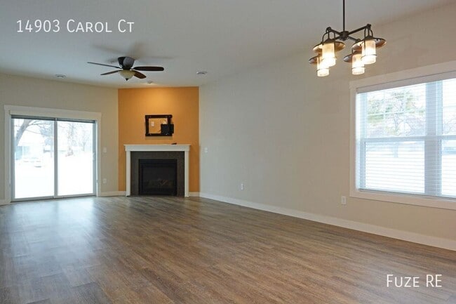 Building Photo - 14903 Carol Ct