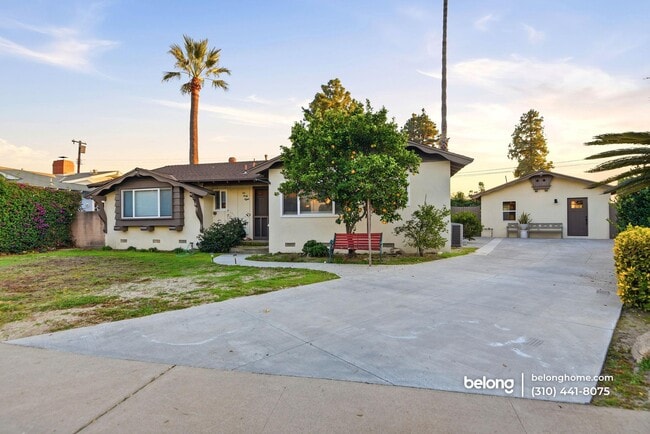 Foto del edificio - 648 Anita St