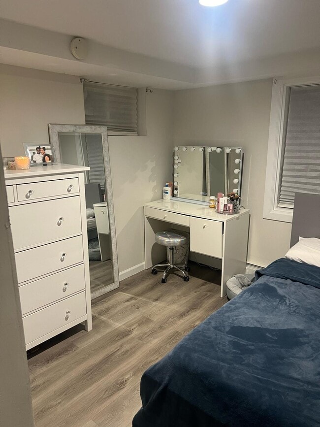 Building Photo - 83 Garibaldi Ave