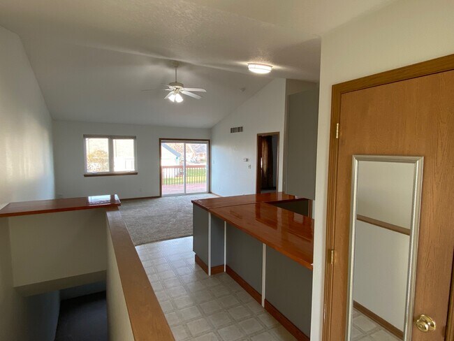 Main entryway overlooking kitchen and living room - 4707 Twain St