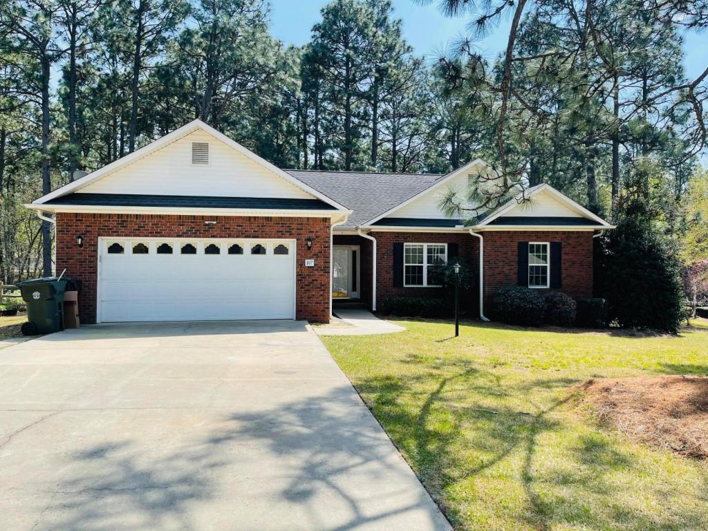 147 Michael Ln, Aberdeen, NC 28315 House Rental in Aberdeen, NC