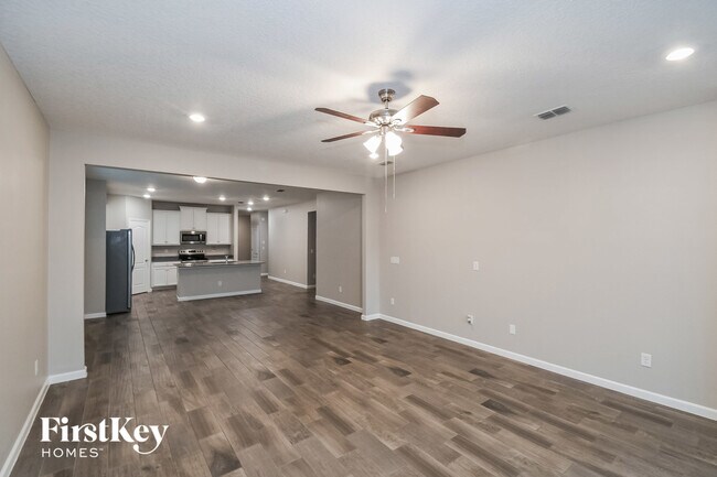 Foto del edificio - 1312 Kendall Dr