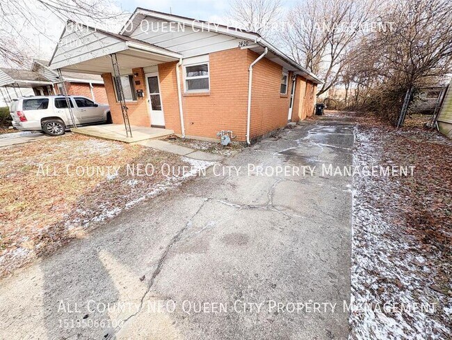 Foto del edificio - 2420 Ulrich Ave