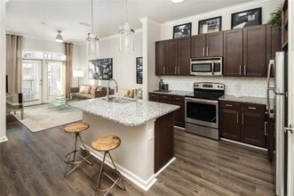 Building Photo - 306 Ardmore Cir NW