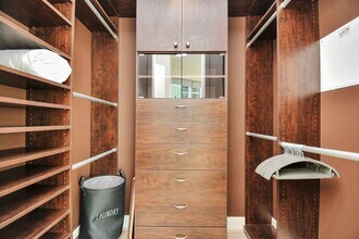 Building Photo - 1600 Post Oak Blvd