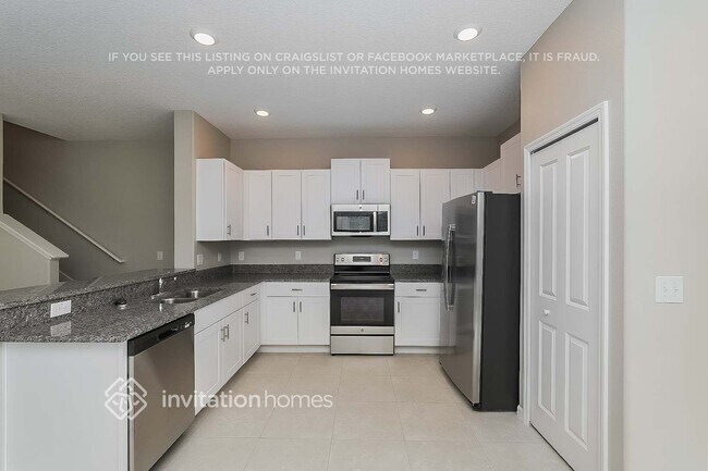 Foto del edificio - 5141 Forum Blvd