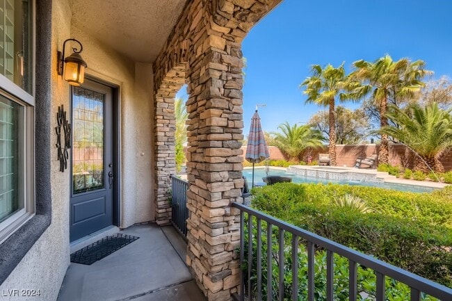 Building Photo - 1041 Baronet Dr