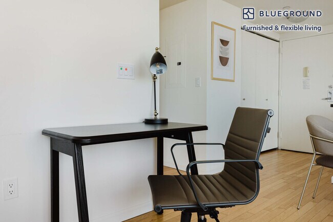 Foto del edificio - 4-75 48th Avenue-SI FL29-ID1534