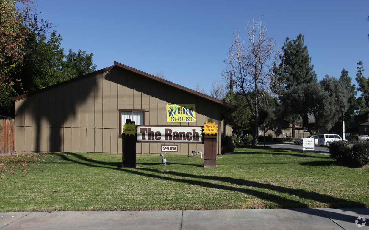 Building Photo - Ranch Apartments