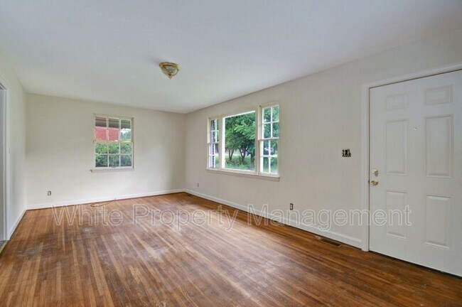 Building Photo - 709 Norris Ave