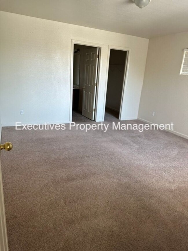 Foto del edificio - 4375 Anderson Way