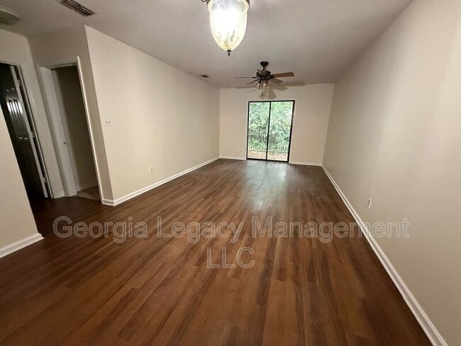 Building Photo - 1688 Prince Ave