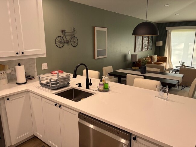 Foto del edificio - 202 Club Dr