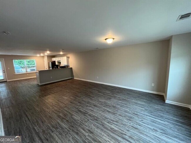 Foto del edificio - 4446 Pinscher St