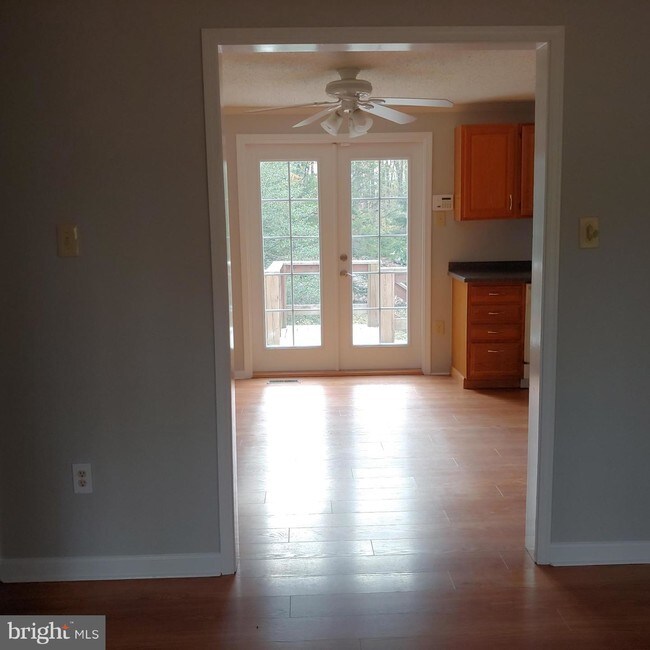 Foto del edificio - 736 Ridge Rd