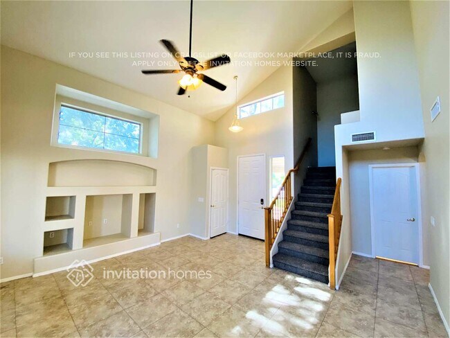 Foto del edificio - 3525 E Linda Ln