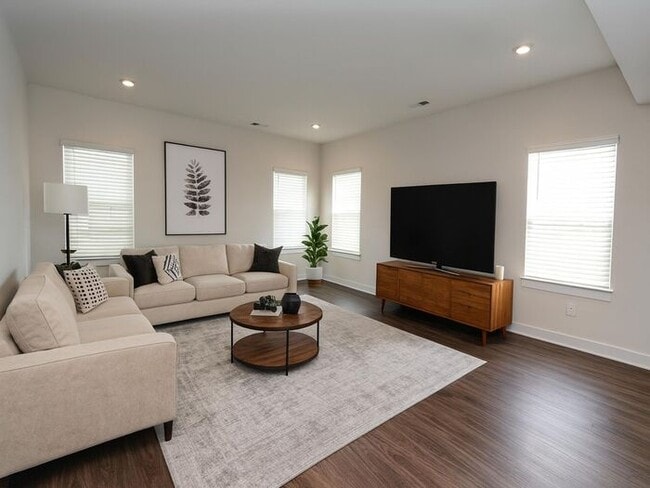 Building Photo - Wonderful 3BR 2BA Home w/ Upgraded Kitchen • Assigned Parking • Patio & Porch in Concord