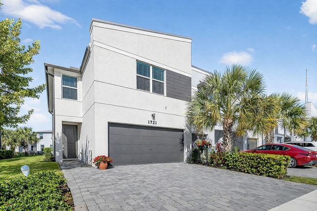 Photo - 1721 Lindley St Townhome