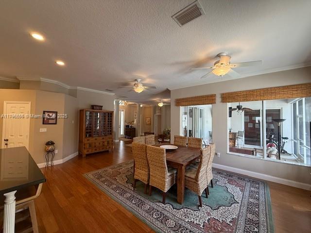 Foto del edificio - 3140 Fairways Dr