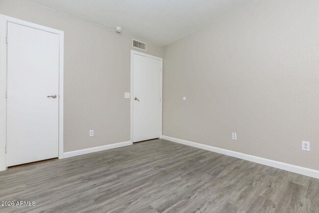 Building Photo - 1920 E Hayden Ln