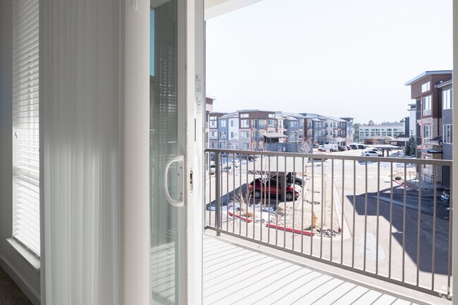 1BR, 1BA - 795SF - Elevate - Denver