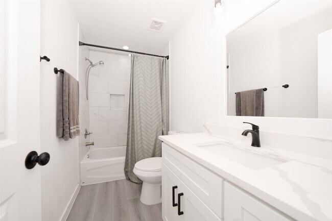 Foto del edificio - 4011 King St