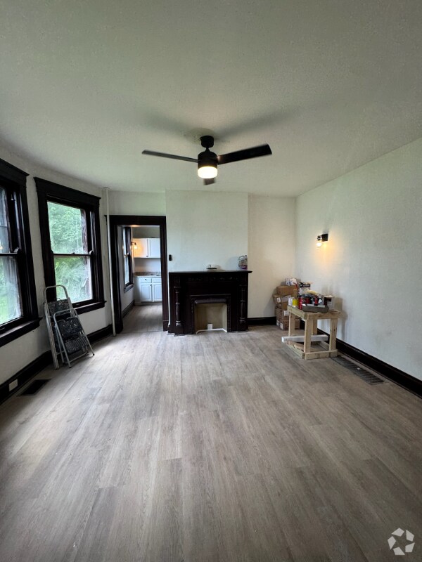 Building Photo - 2241 Burnet Ave