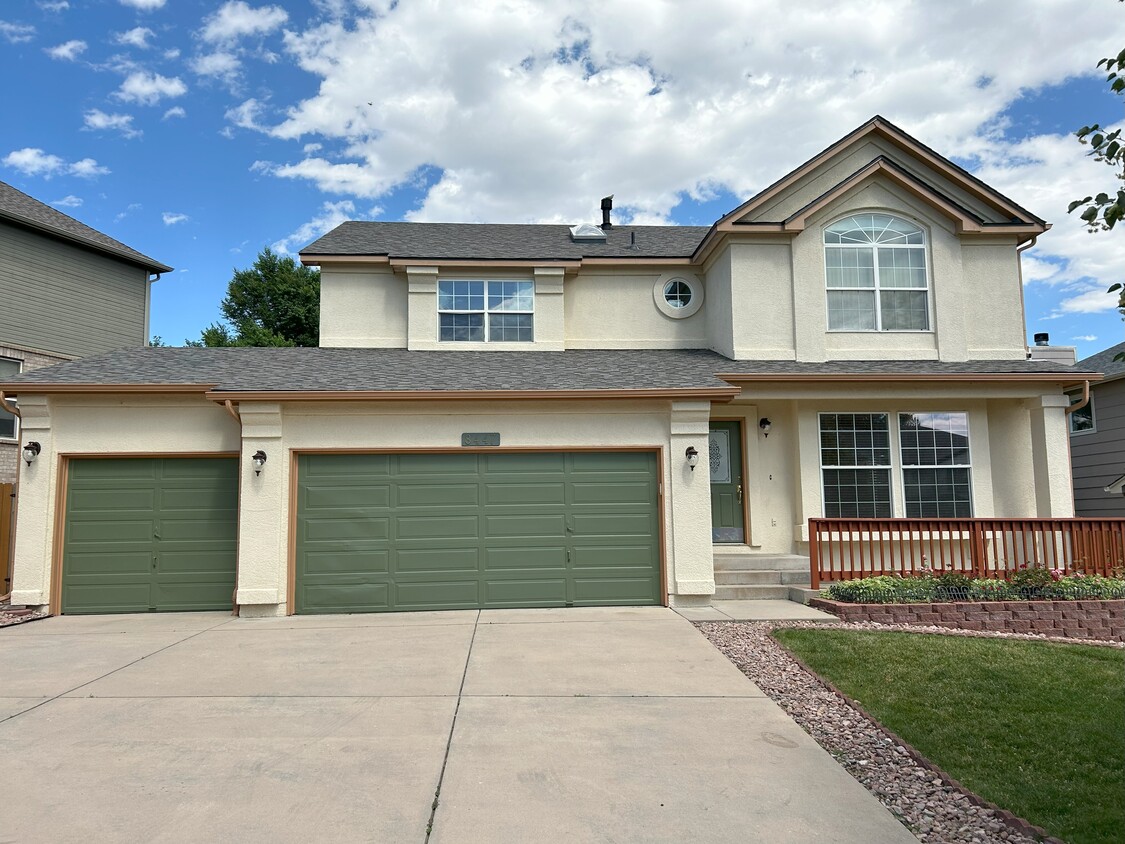 Primary Photo - 8447 Windy Hill Dr