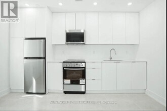 Building Photo - 49 Glen Elm Ave