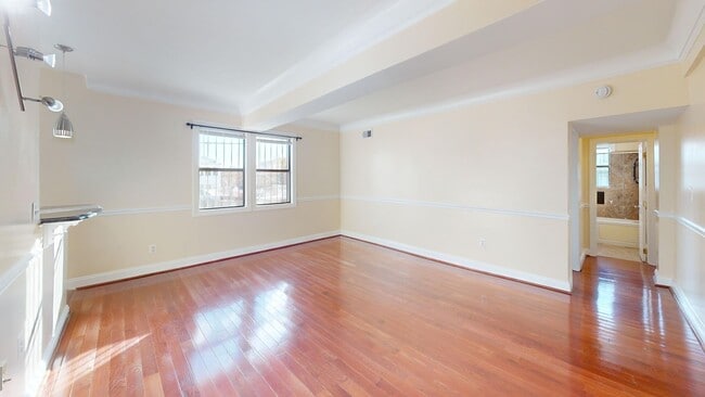 Building Photo - Spacious Two Bedroom Near Trinity University/ Bloomingdale- Great Location