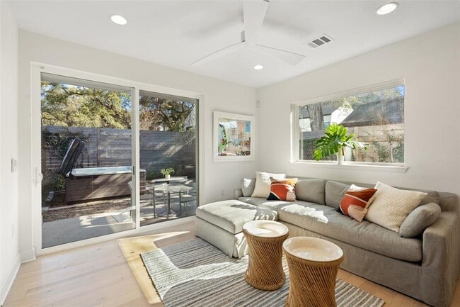 Building Photo - 209 Ben Howell Dr