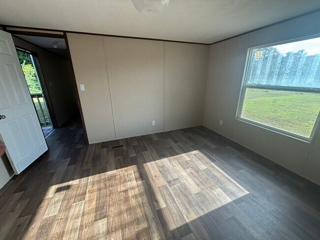 Foto del edificio - 117 County Rd 1222