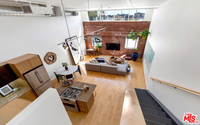 Foto principal - 120 S Hewitt St