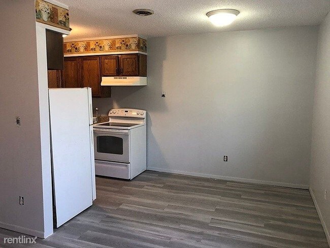 Foto del edificio - 1521 Oak Ridge Ln SE