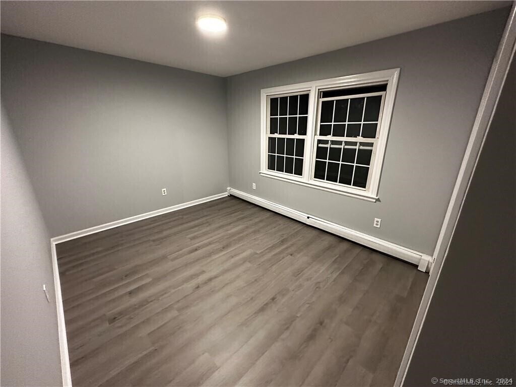 Foto principal - 193 Maple Hill Ave