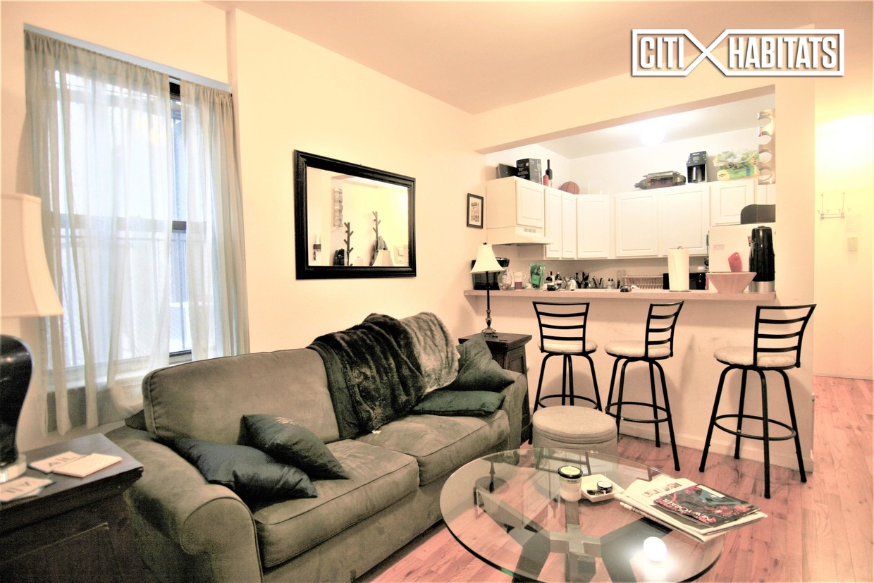 Foto del edificio - 509 E 12th St