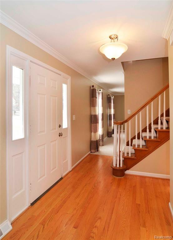 Foto del edificio - 8152 Fairfield Cir