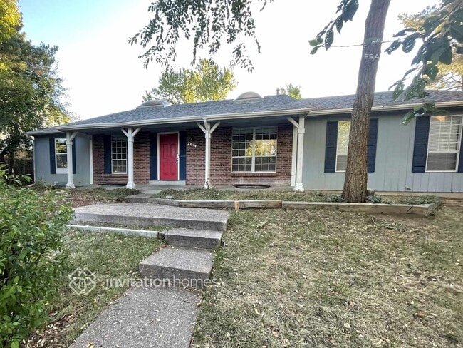 Building Photo - 2094 S Pagosa St