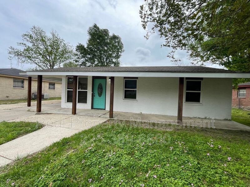 Primary Photo - 1340 Bellonia Dr