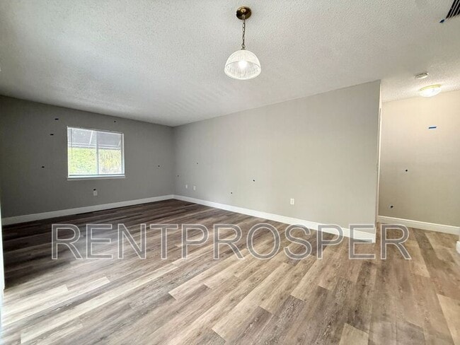 Building Photo - 4111 S Semoran Blvd
