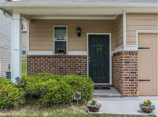 Building Photo - 3945 Pointe Vecchio Cir