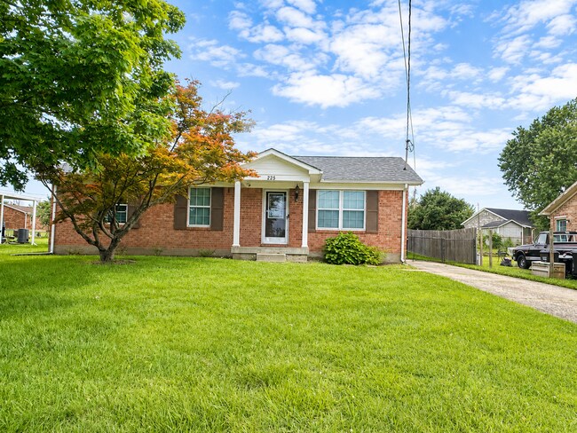 Foto del edificio - Updated Brick Ranch in Mt. Washington