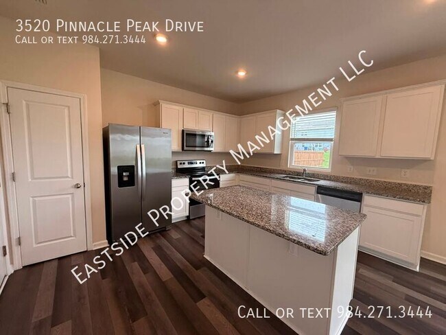 Building Photo - 3520 Pinnacle Peak Dr