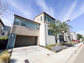 Building Photo - 5806 Beechwood Lp