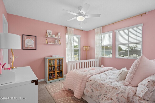 Foto del edificio - 2865 Firethorn Ave