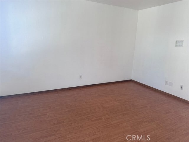 Foto del edificio - 318 E Walnut St