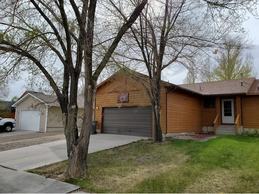 Primary Photo - 816 Burr Dr