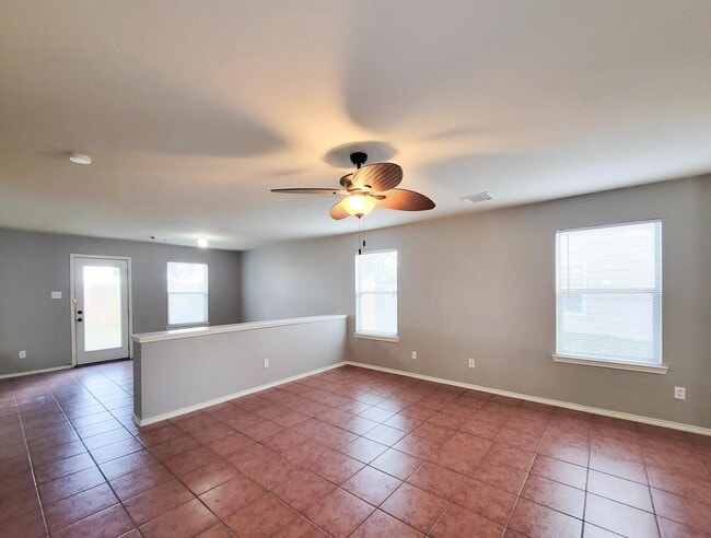 Foto del edificio - 16306 Kendons Way Ln