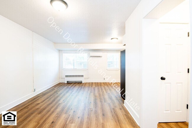 Building Photo - 1823 Griswold Dr